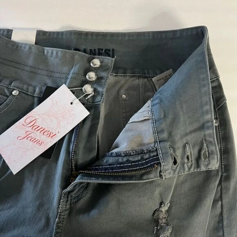 Danesi Jeans Distressed Gray Denim Pants Button Fly Straight Leg Women's Size 17